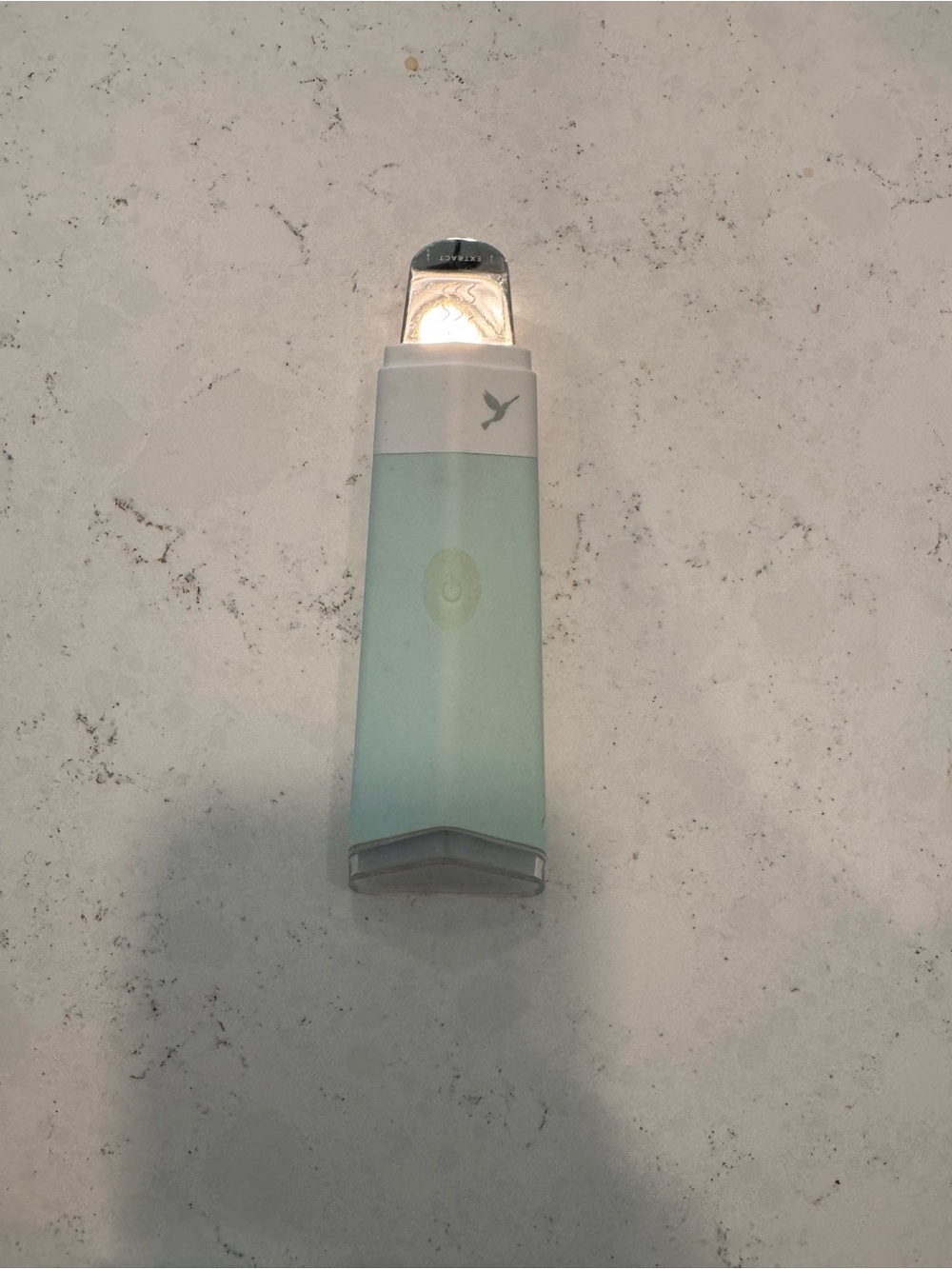 Dermaflash dermapore extractor